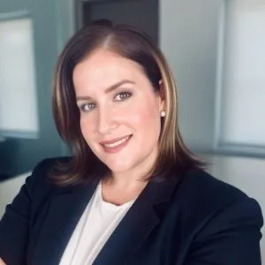 Laura Martinez Headshot