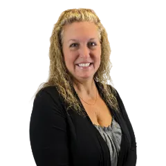 Rachel Taylor Headshot
