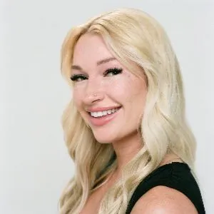 Mercedes Blevins Headshot