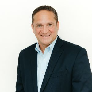 Dan Garcia Headshot